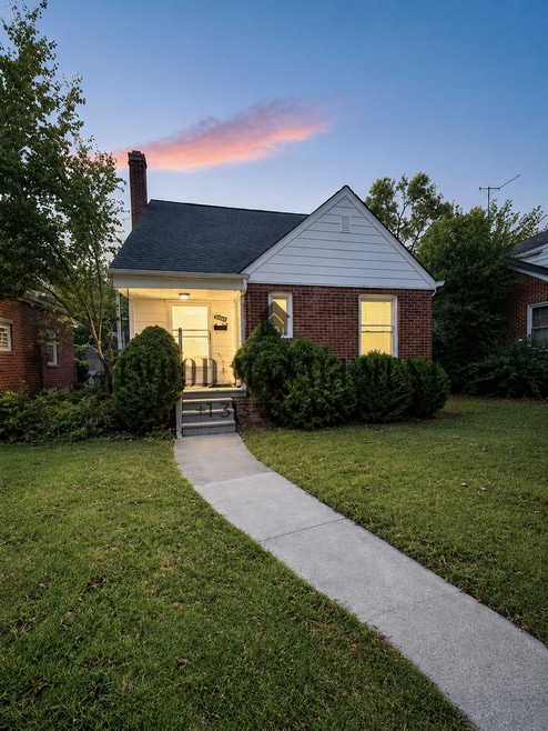 Building Photo - 10985 Peerless St