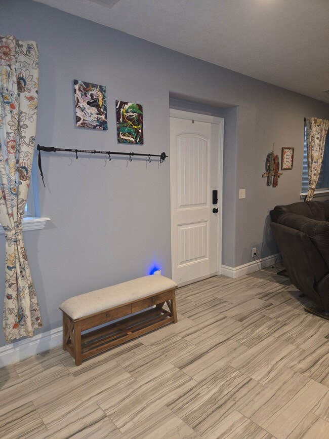 Building Photo - 1357 Natasha Cir