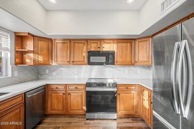 Building Photo - 4522 E Rowel Rd