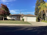 Building Photo - 487 W San Jose Ave