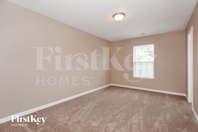 Building Photo - 6716 Ridge Ln Rd