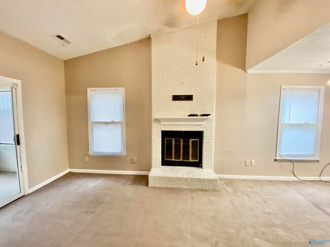 Building Photo - 1110 Liberty Dr