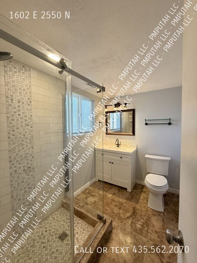 Building Photo - 1602 E 2550 N