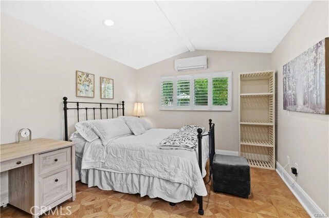 Building Photo - 16577 Knollwood Dr