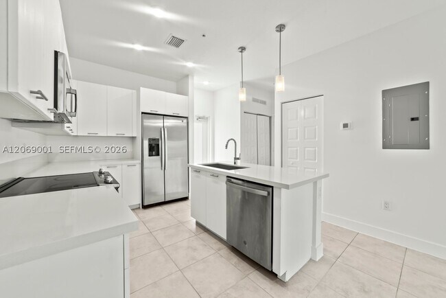 Building Photo - 8301 NW 41st St