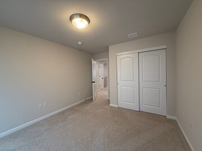 Building Photo - New Construction 3-Bedroom Townhome!
