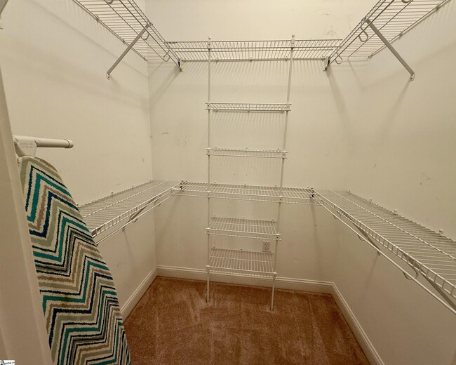 Building Photo - 19 Ruby Lake Ln