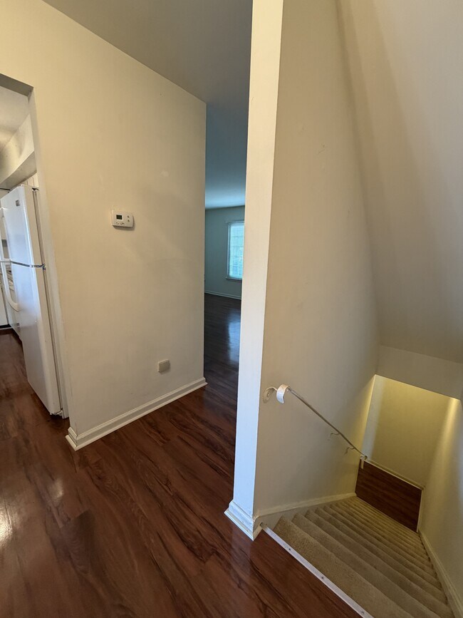 Building Photo - 305 W Cadbury Dr