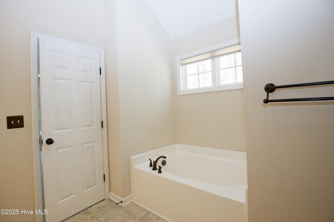 Building Photo - 130 Timberhurst Ct