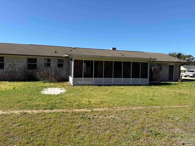 Building Photo - 1824 Iris Ln