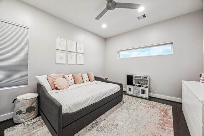 Building Photo - 2204 Cortijo Pl