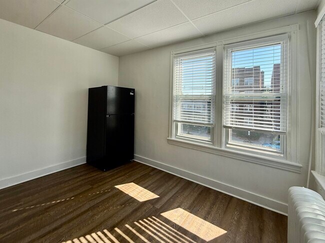 Building Photo - 157 Avenue C