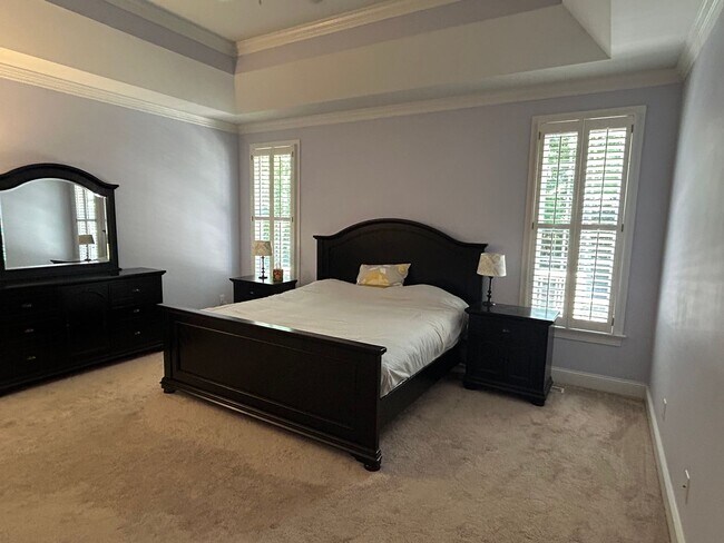 Building Photo - 4 Bed | 2.5 Bath House in Morrisville with...