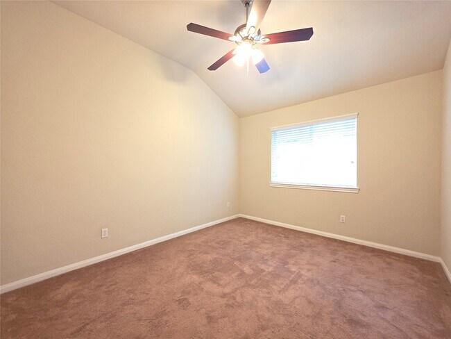 Building Photo - 3817 Mystic Cir