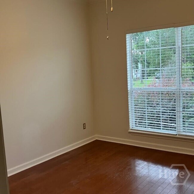 Building Photo - 186 Sterling Woods Dr