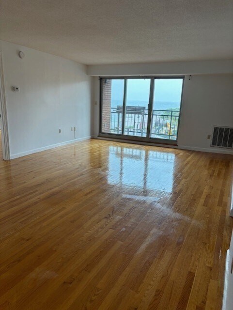 Building Photo - 121 Nantasket Ave