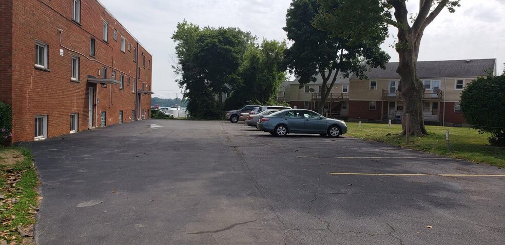 Building Photo - 6723 Buffalo Ave