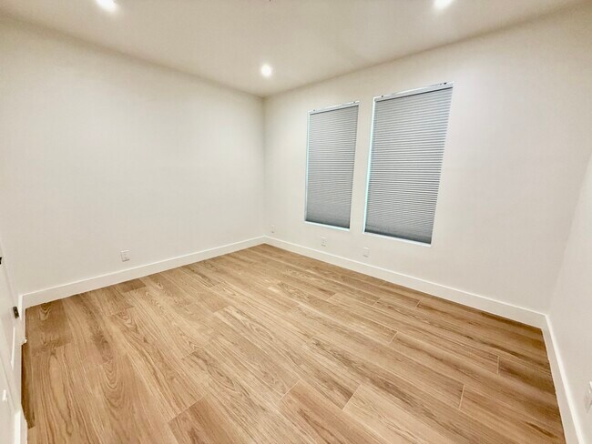 Building Photo - 16106 Archway Dr