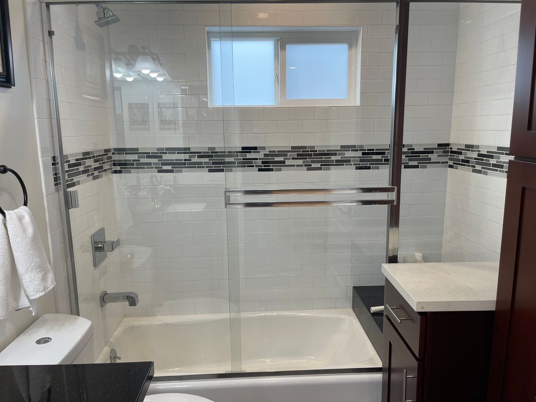 Building Photo - 6518 Walker Ave