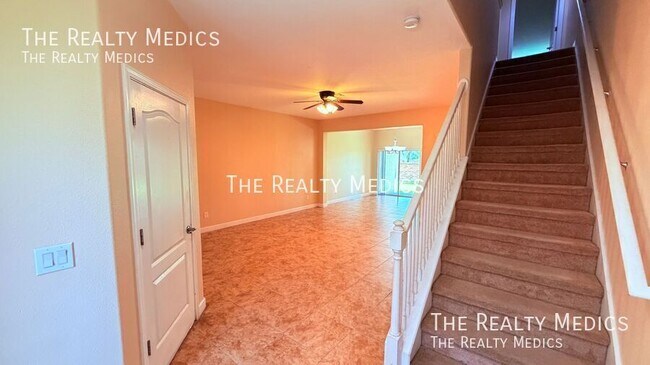 Building Photo - 2832 Adelaide Ct