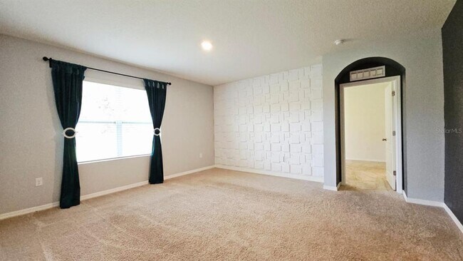 Building Photo - 3639 Scarlet Oak Dr