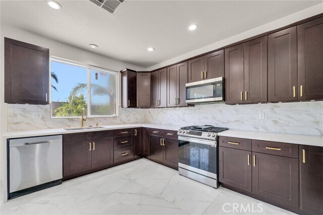 Building Photo - 15708 Athena Dr