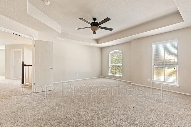 Building Photo - 12638 Red Maple Way