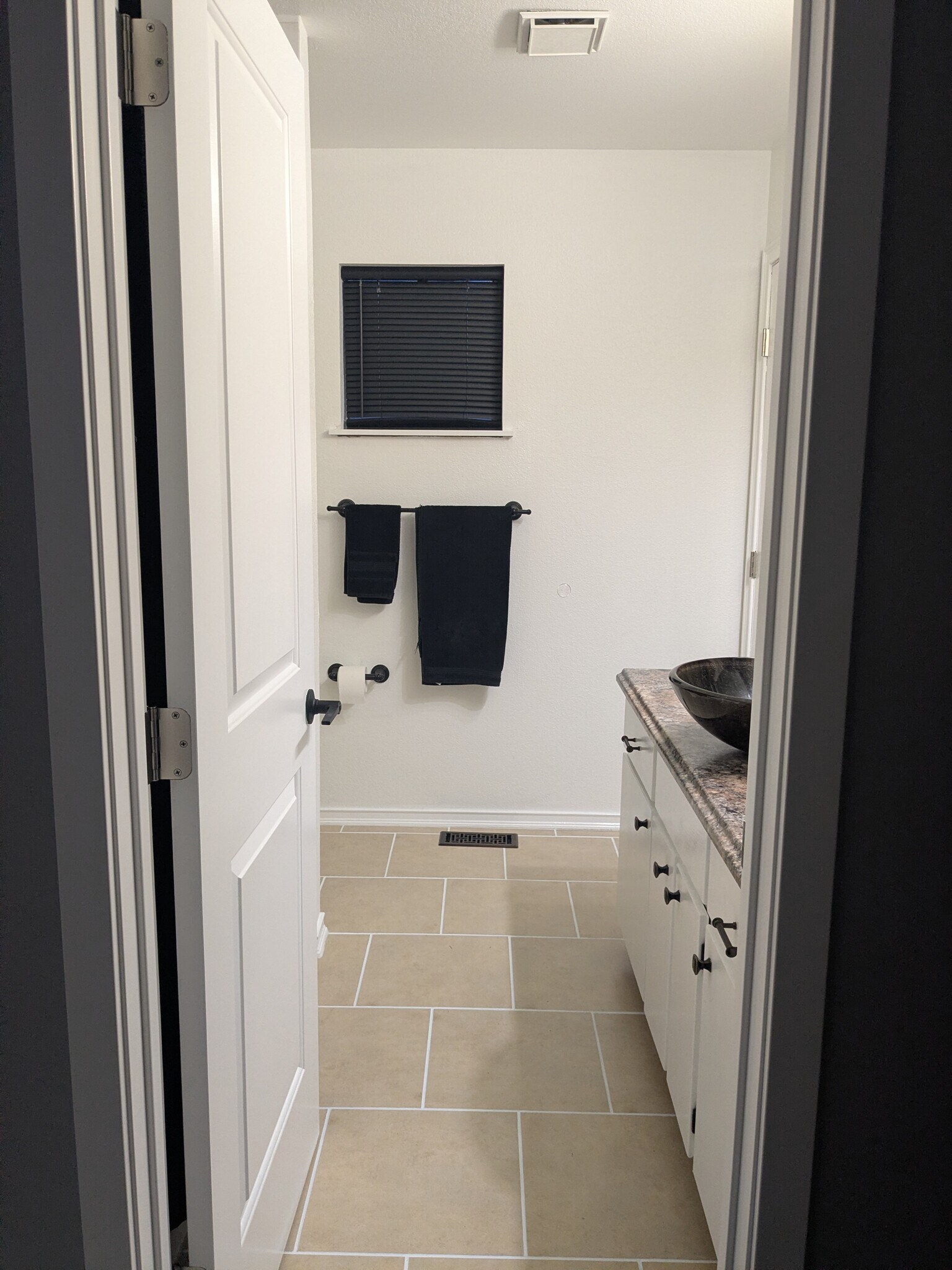 Building Photo - 24028 25th Ave S