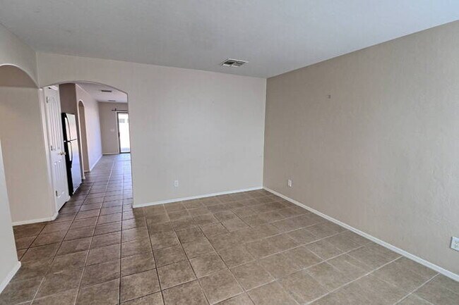 Building Photo - Rancho Sahuarita