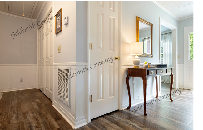 Building Photo - "3-Bedroom Home with Spacious Living in Simpsonville!"