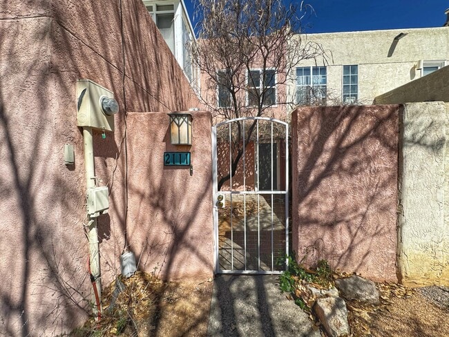 Building Photo - 2111 New York Ave SW