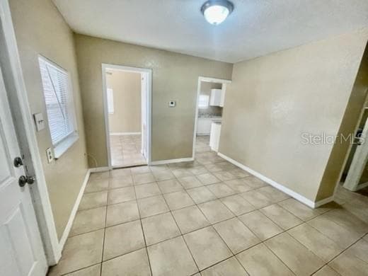 Building Photo - 1606 E 31st Ave