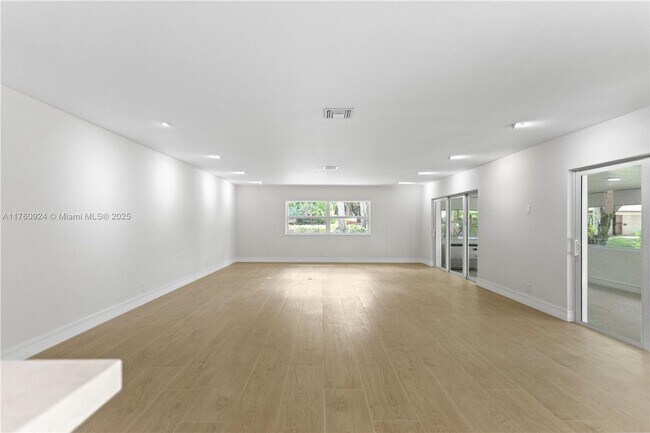 Building Photo - 809 Cypress Blvd