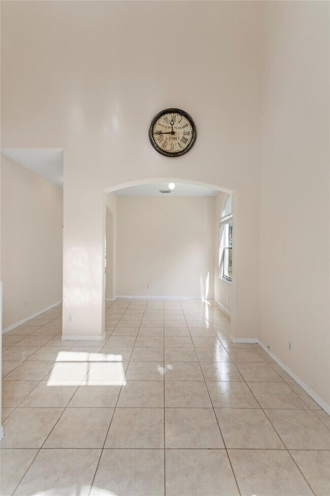 Building Photo - 2215 NW 76th Terrace