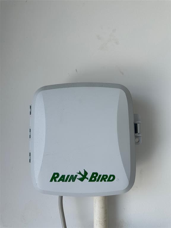 Building Photo - 2513 Four Waters Lp