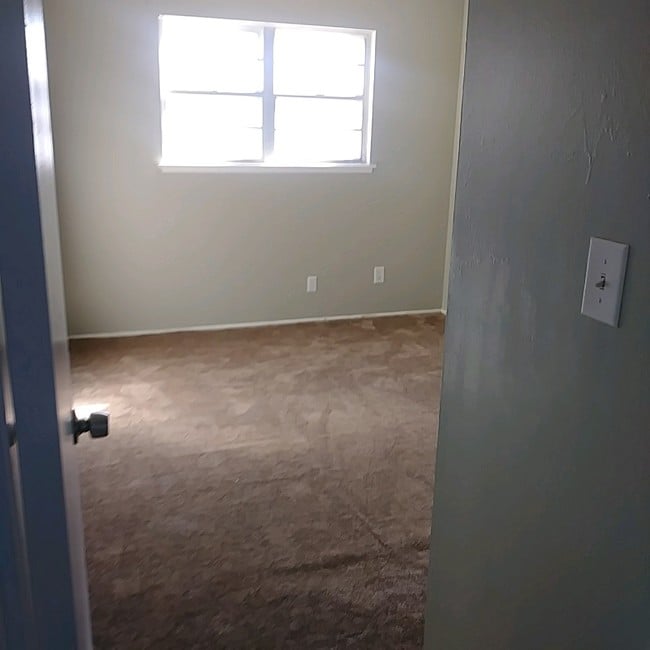 Building Photo - 3811 Ransome Dr