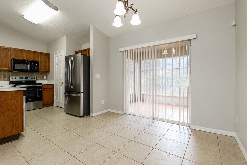 Building Photo - 617 Willow Run St