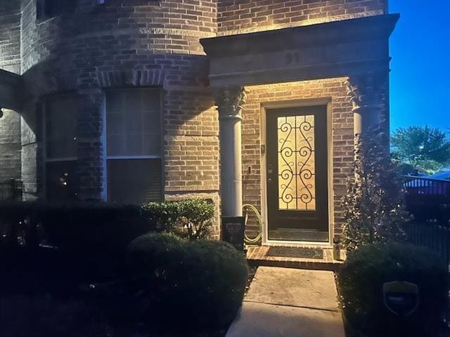 Building Photo - 2500 Rockbrook Dr