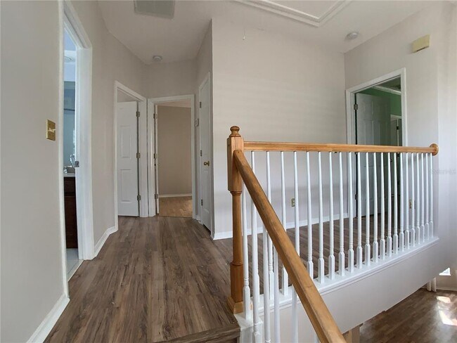 Building Photo - 622 Wisteria Ln