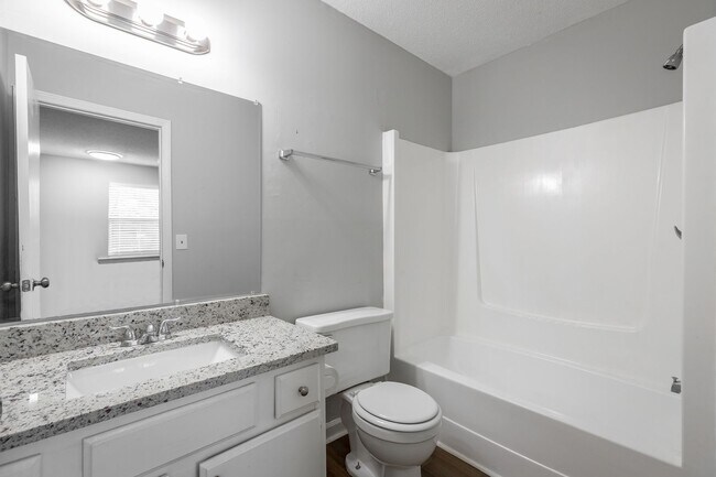 Building Photo - 4499 Delashmitt Rd