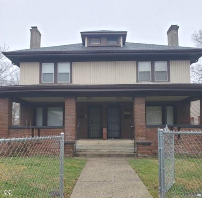 Primary Photo - 3248 Central Ave