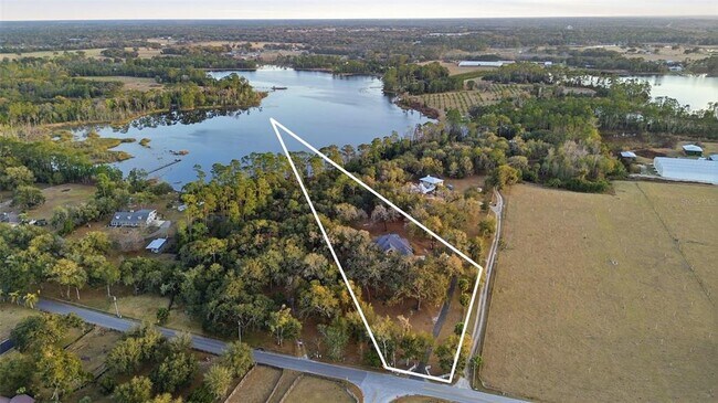 Building Photo - 6197 Lake Winona Rd