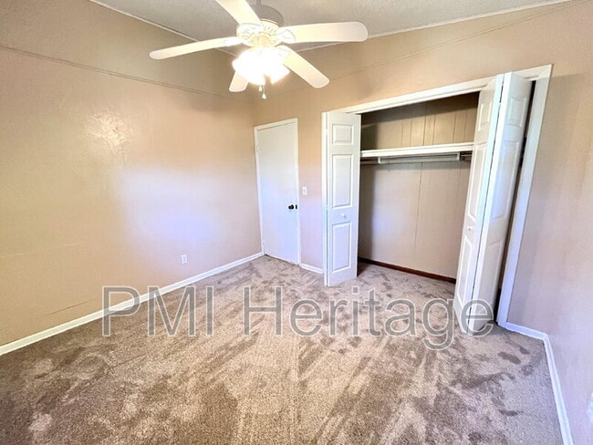 Building Photo - 44 Billingsley Dr