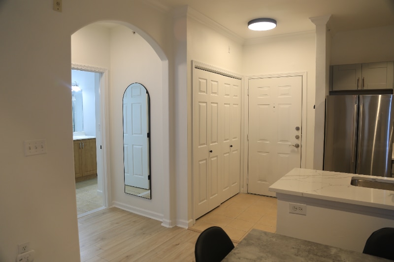 Building Photo - 12925 Centre Park Cir