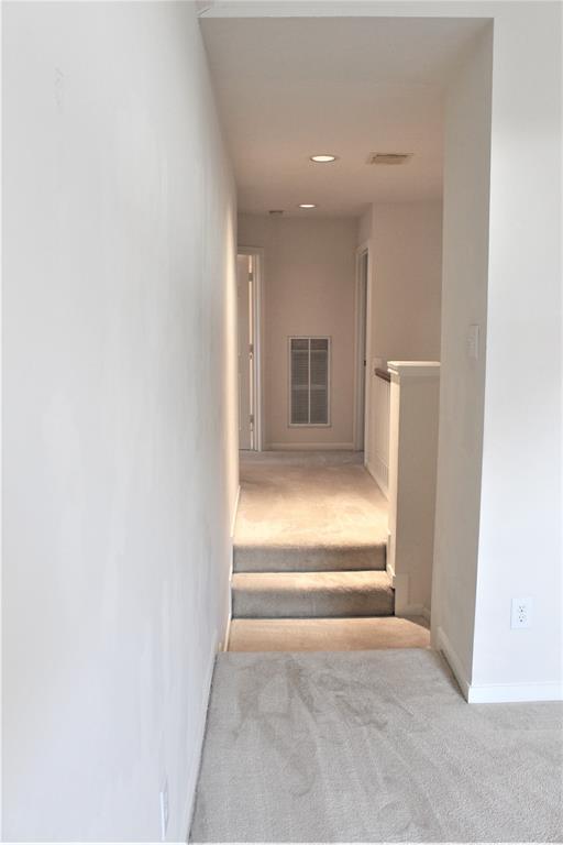 Building Photo - 22511 Parkvine Ln