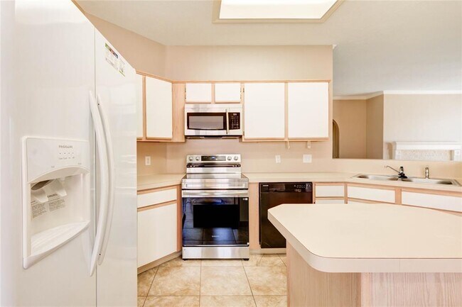 Building Photo - 4814 Cotter Ln