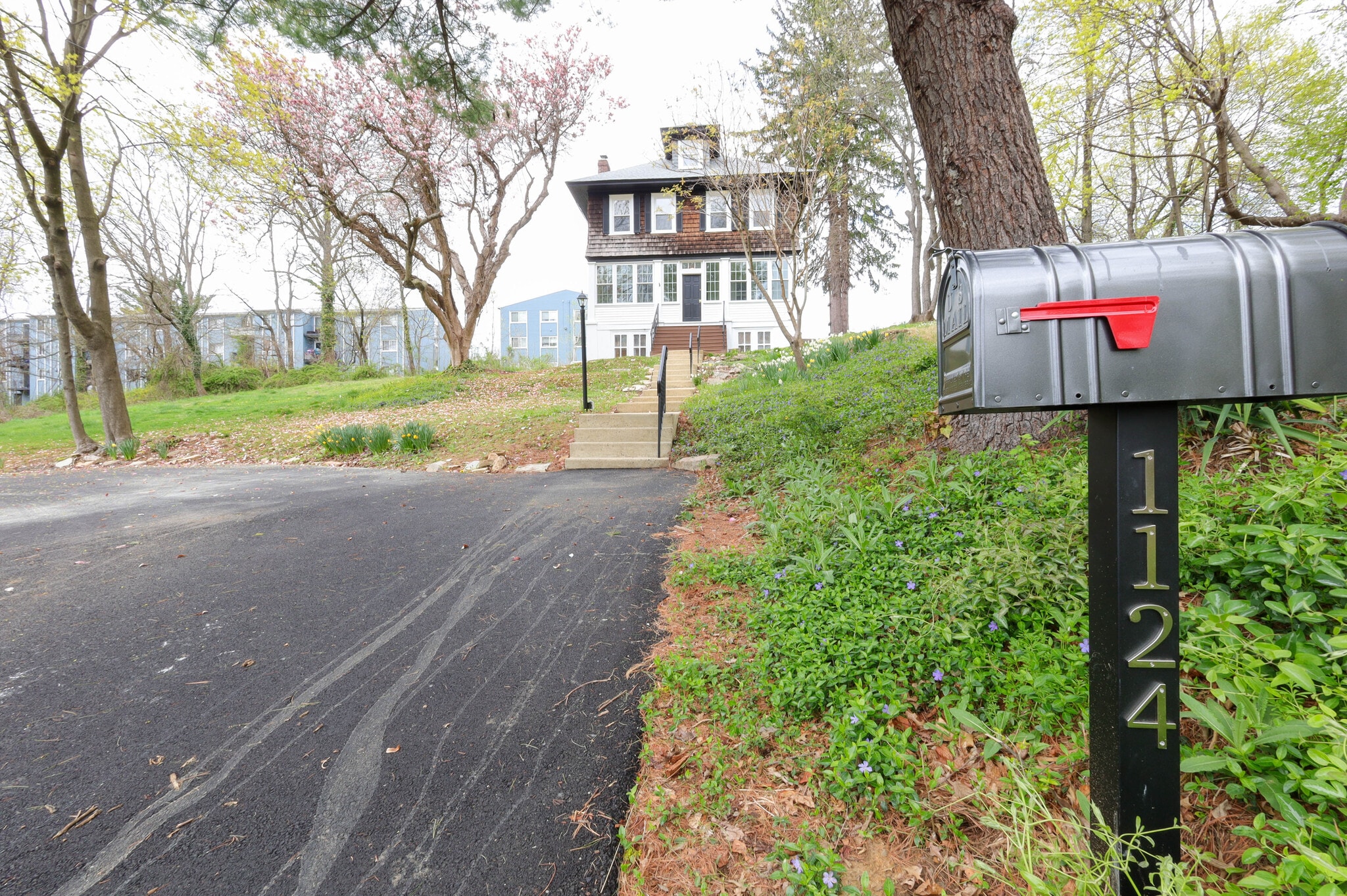 Front Exterior Walkway with Driveway - 1124 Brownsville Rd