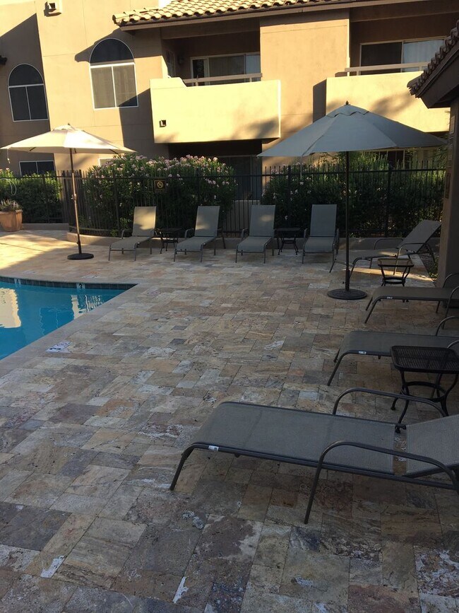 Building Photo - Experience the Best of Scottsdale living!
