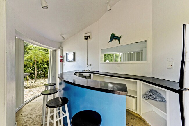 Building Photo - 2800 N Flagler Dr