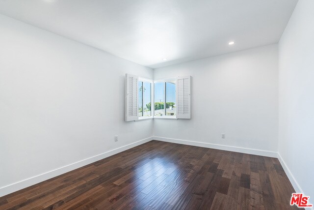 Building Photo - 5412 S Holt Ave